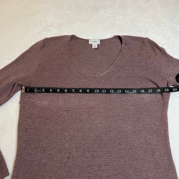 Old Navy Textured V-Neck Tunic Sweater Size Medium Casual Layers Effortless - Picture 7 of 8